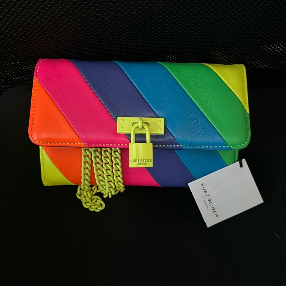 NWT Kurt Geiger neon chain wallet